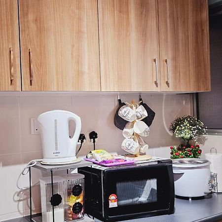 E. R Homestay 3R2B Nearby Klia Sepang Dış mekan fotoğraf