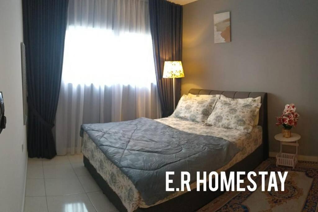 E. R Homestay 3R2B Nearby Klia Sepang Dış mekan fotoğraf